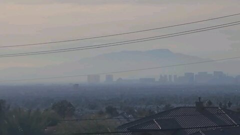 Did you see the super smoggy skies over Las Vegas today? Check this out! 12.13.2024 #follow #travel