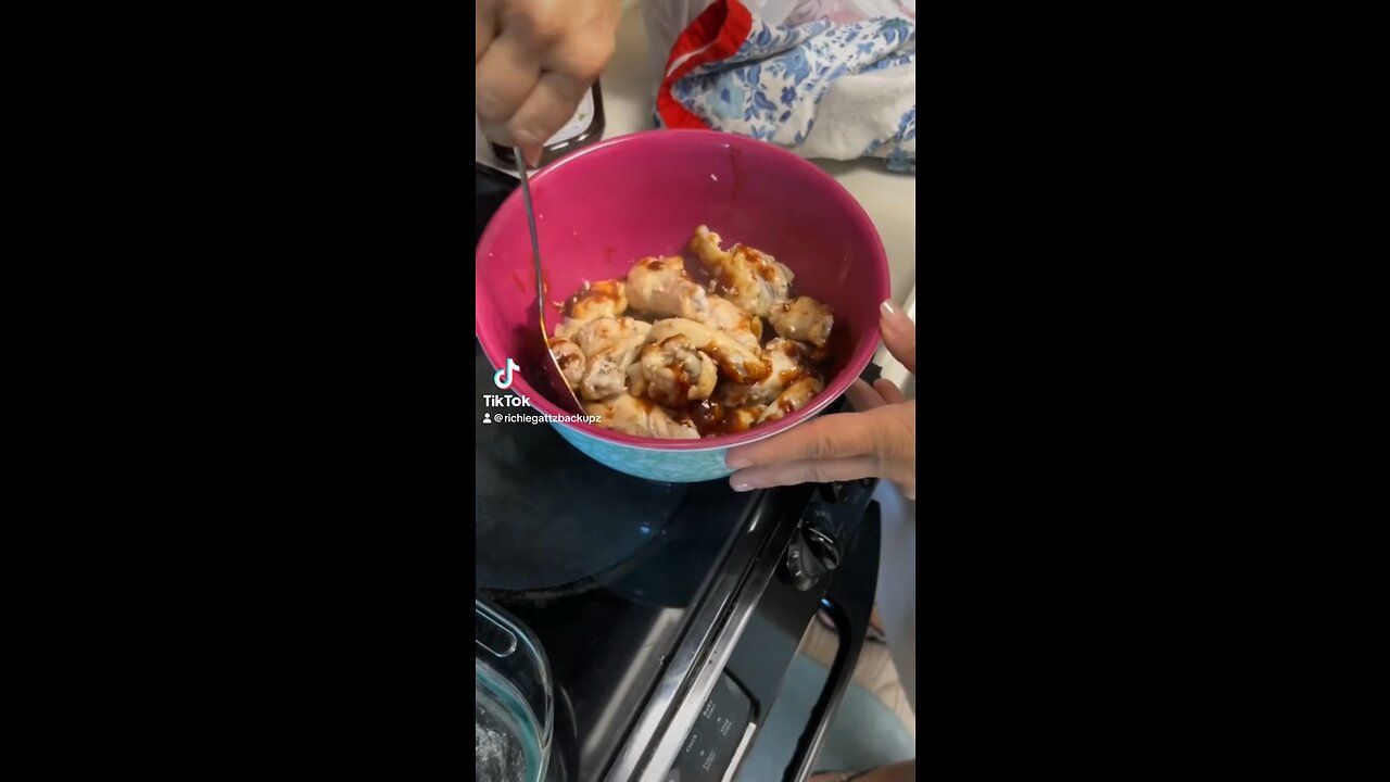 BBQ scented wings