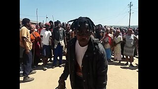 SOUTH AFRICA - Durban - Service delivery protest - eNgonyameni - (Video) (r93)