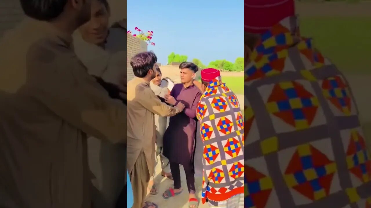 Ruko Bacha 🤣 🤣🤣🤣 #funny #shortsviral #funnyvideo #comedy #youtubeshort #viral #viralvideo #ytshorts