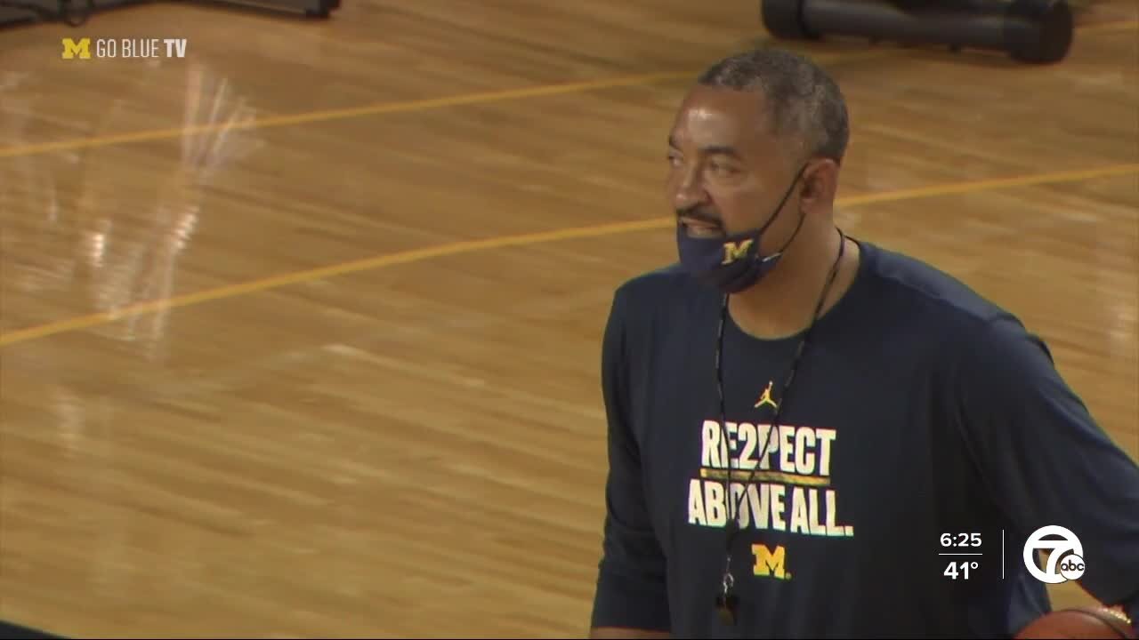 Juwan Howard jokes about wearing throwback uniform while coaching