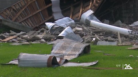 Middle Inlet residents clean up after Wednesday night's storm