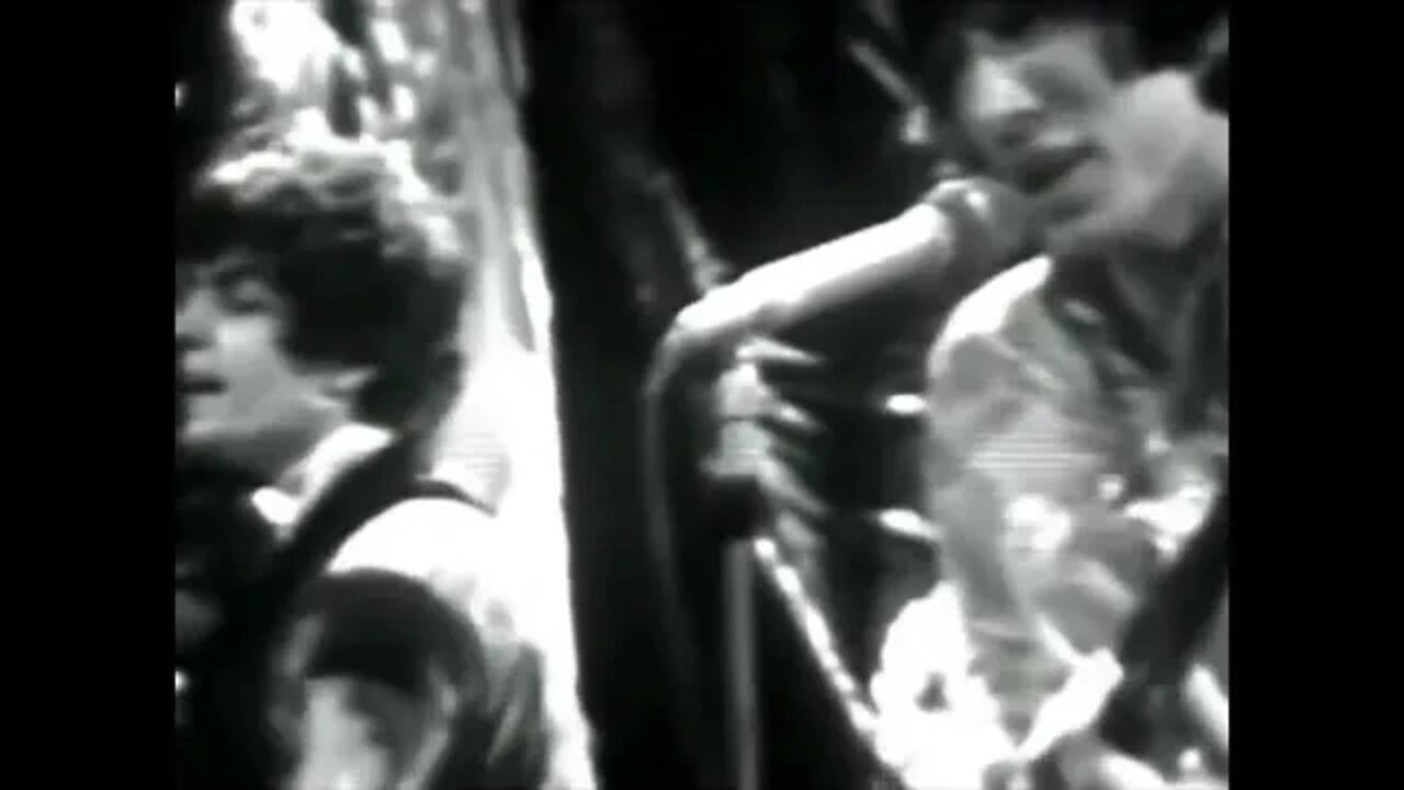 Pink Floyd See Emily Play TOTP 1967 Combined Video and Original Audio Recording