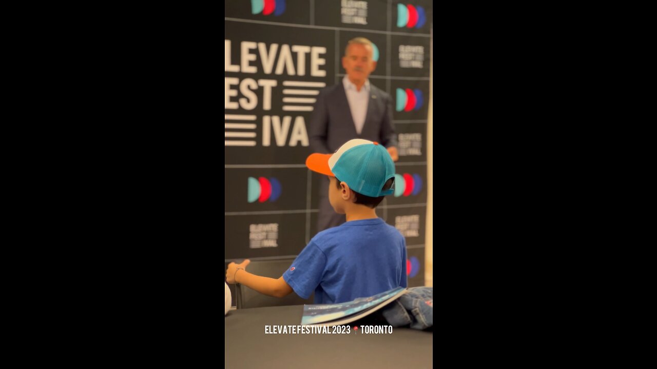 My Unforgettable Time Volunteering at Elevate Festival