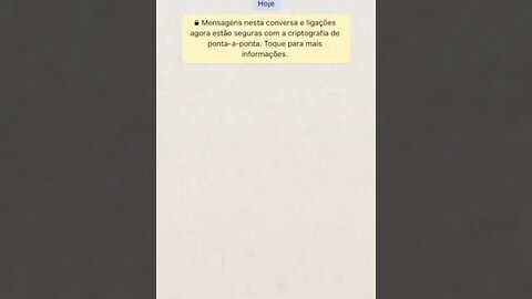Mulher desconfiada