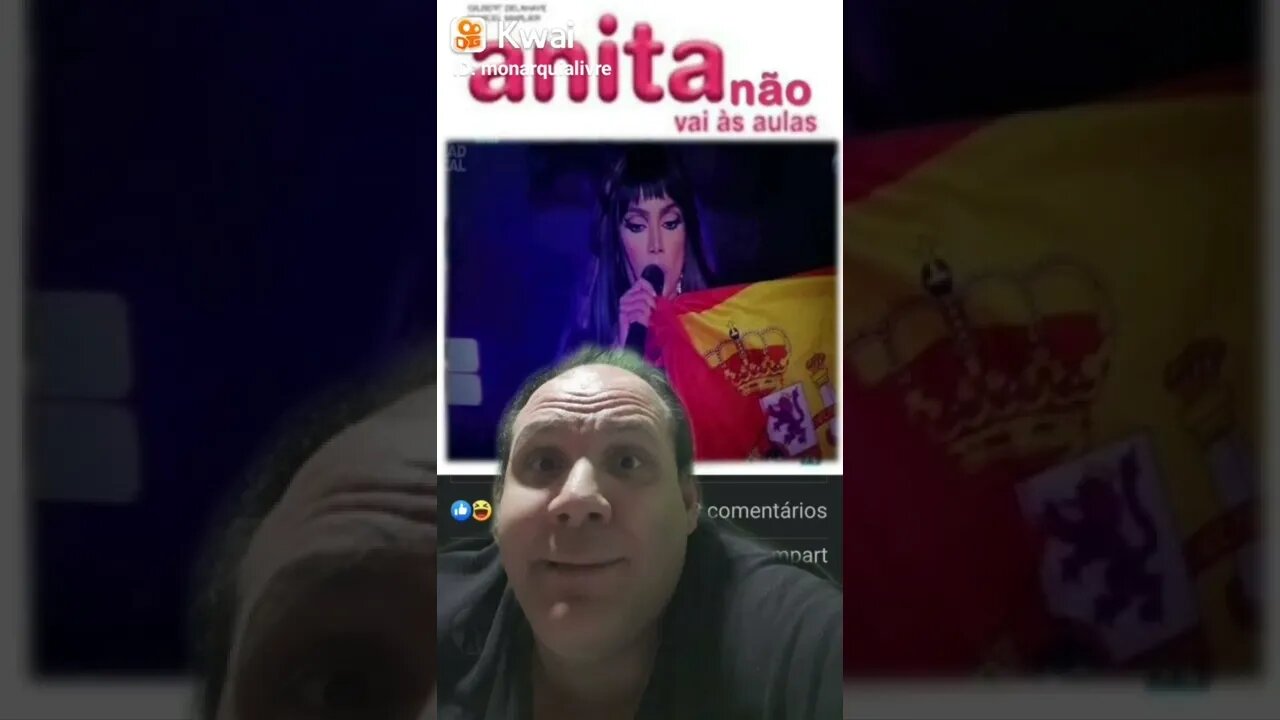 Humilhante : Anitta com bandeira espanhola num evento lusitano. Anitta não vai as aulas ?