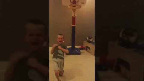 I tried not to laugh!!!