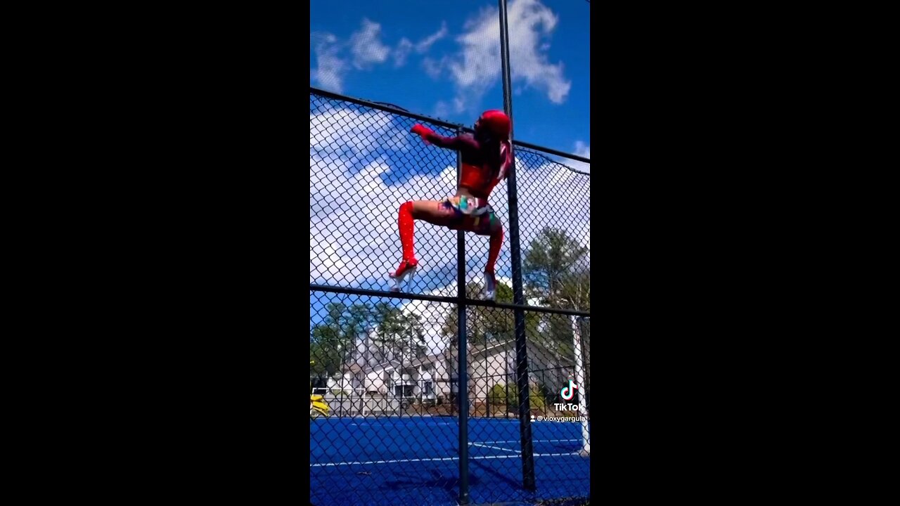 When Spider-Man cast way too comfortable