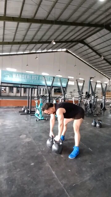 2KB Front Squat (44kg/97lb)