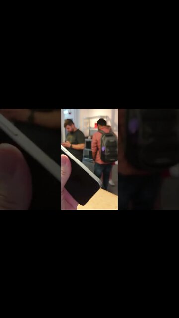 Nothing Phone (1) Hands On!