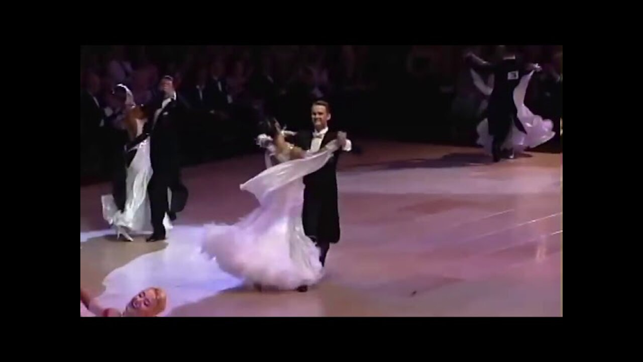 Blackpool 2010 Ballroom Dancing Pro Final Quick Step