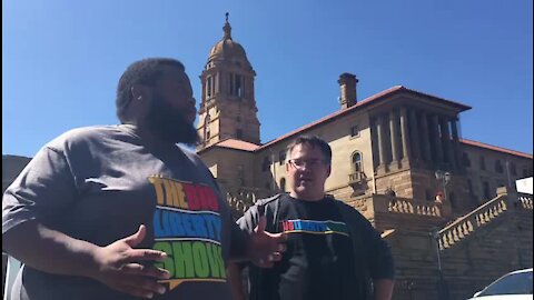 SOUTH AFRICA - Pretoria - Institute of Race Relations (IRR) outside the Union Buildings (video) (Bss)