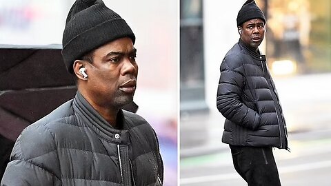 "Chris Rock Walks Off Stage at Billionaire's Holiday Bash"