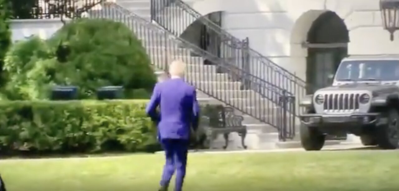 Biden's Brain BREAKS - Nonsensically Runs Away From Camera Guy at Live Event