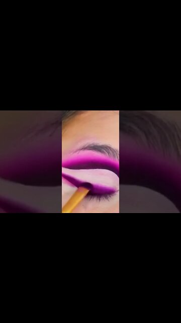 #makeupartist #makeupbeauty #makeuplooks #makeuplover #makeupideas #shorts #eyemakeup #eyeliner
