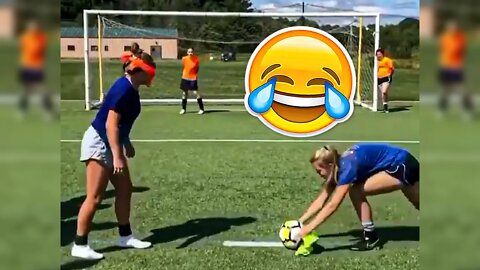 BEST SOCCER FOOTBALL VINES & TIKTOK'S 🤣 FAILS, SKILLS, GOALS