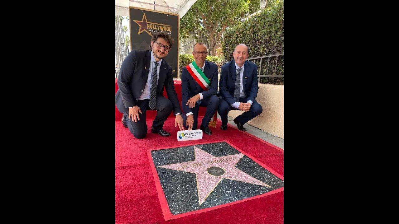 Pesaro 2024 alla cerimonia della posa della stella di Pavarotti nella Walk of Fame.