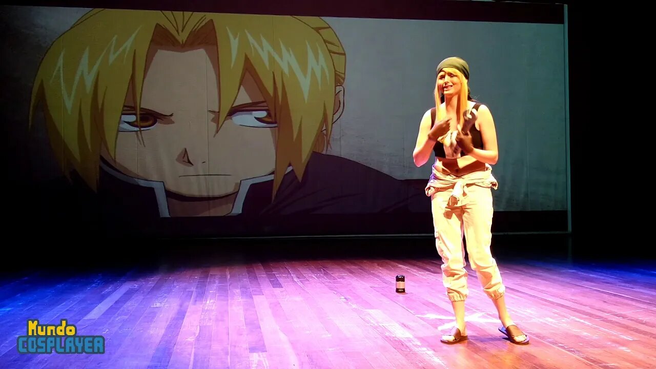 Winry Rockbell de Fullmetal Alchemist no Concurso Cosplay do Anime Guarulhos Férias 2020