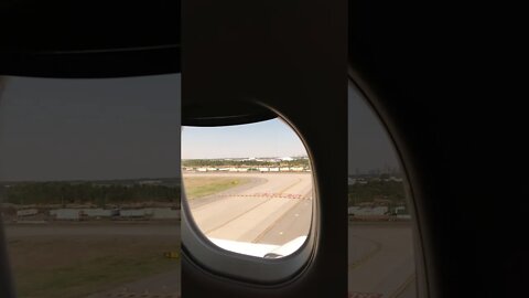 plane landing in Raleigh NC