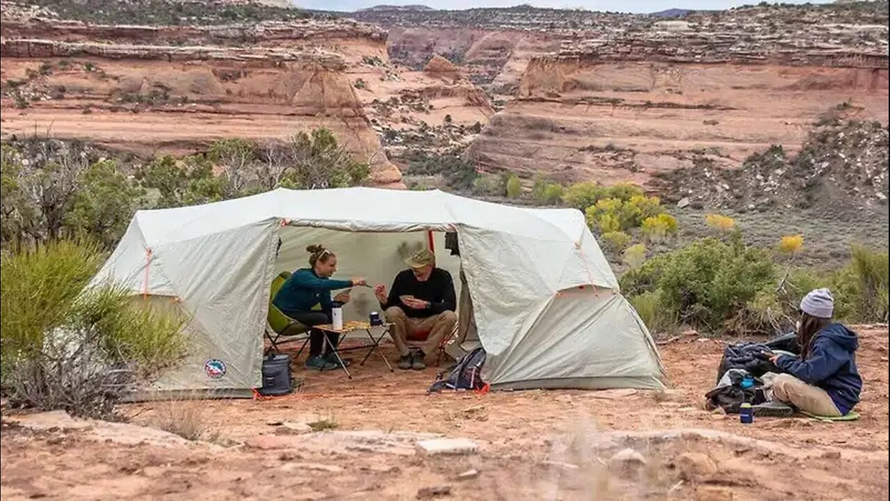 How Big of a Tent Do I Need for a Family of 4?