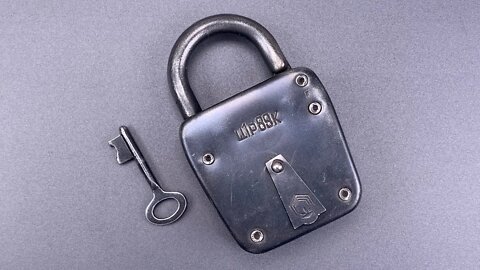 [1098] HUGE Double Locking Soviet Lever Padlock Picked