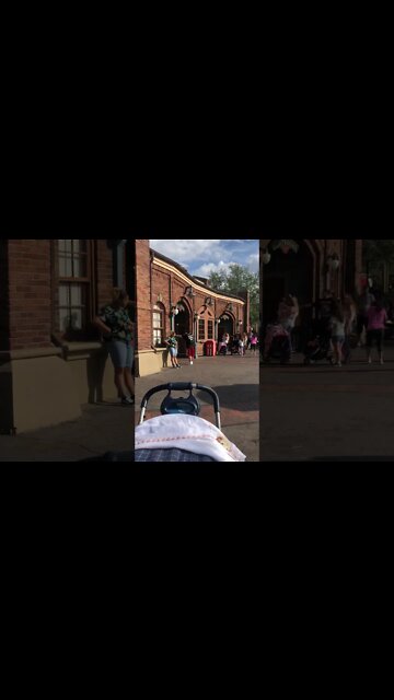 ACREDITEM EU DORMI NOS PARQUES DA DISNEY - #shorts #linda #bebe