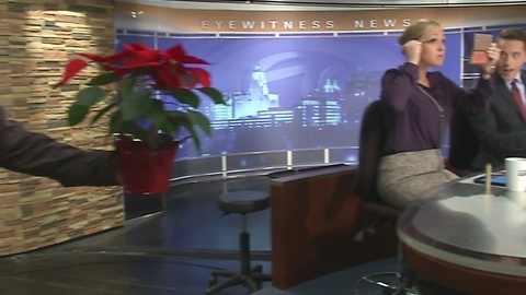 7 Eyewitness News Morning Team tries mannequin challenge - Part 2