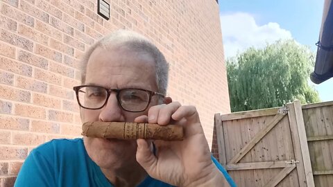 Cigar Delivery, What did I get 🤗Come Share a Pipe & A Beer.