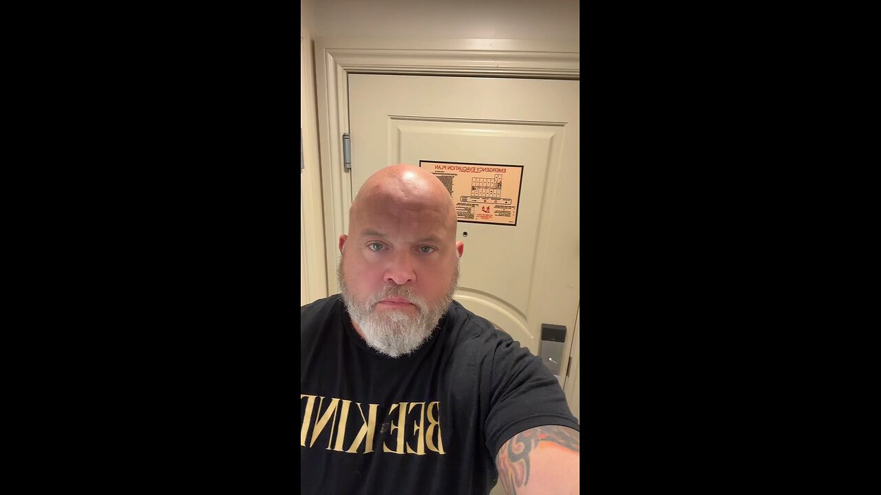 Hotel room safety tips.