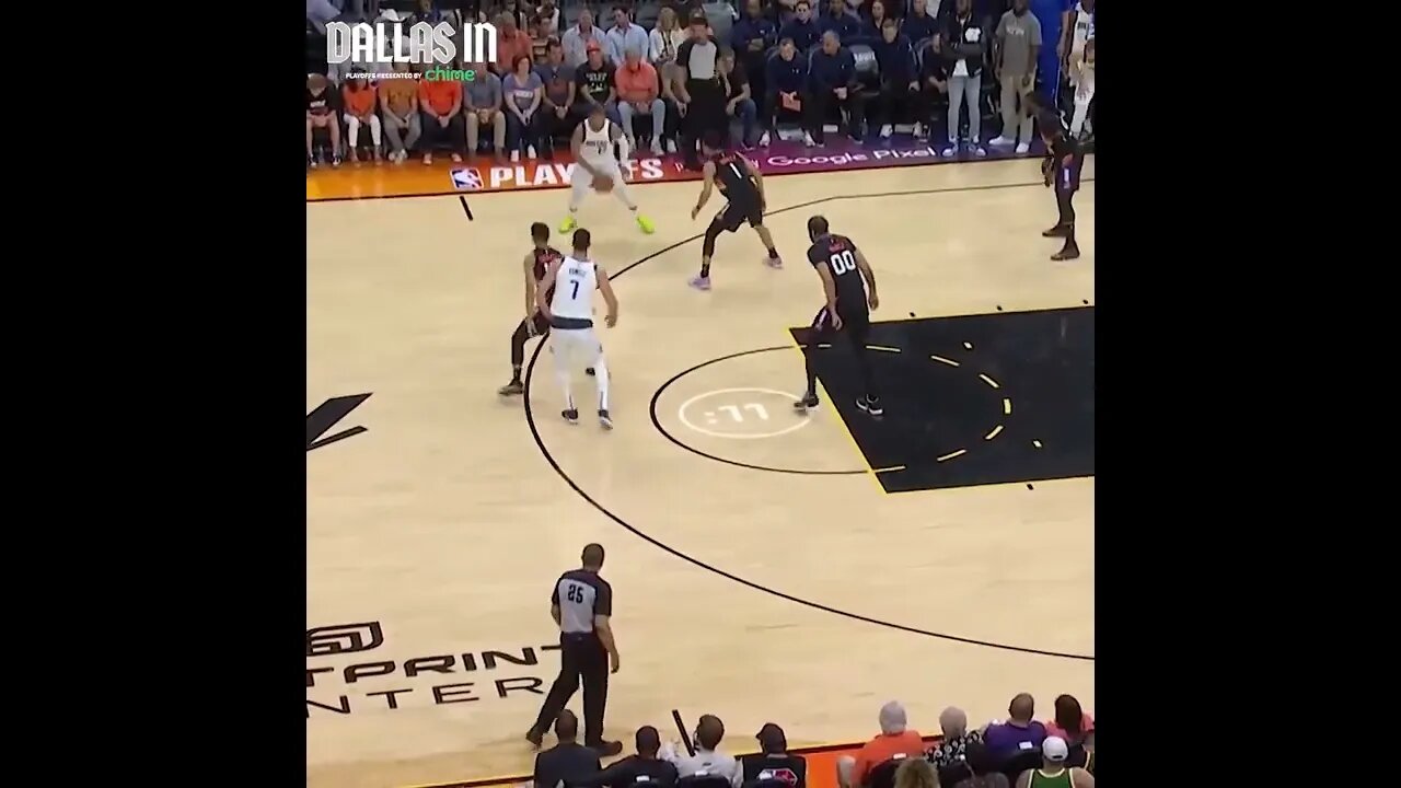 Jalen Brunson be like: Get out ma'way Immature's