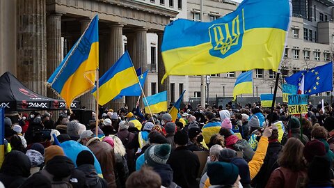 Berlin / Germany - Demonstrators gather in support of Ukraine on war anniversary - 24.02.2023