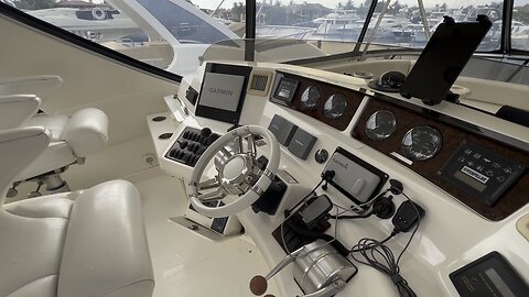 A Day in my life #florida #boatlife #detailing #searay #ocean #vlog