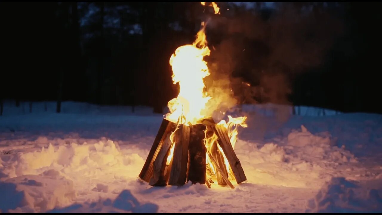 Amazing Video Of The Unique Fire Crackling Sound