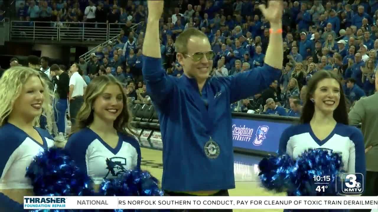 Mission: Service Award given to Omaha veteran at Creighton game