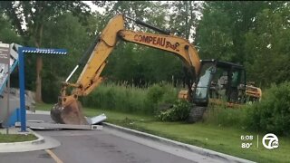 Excavator used in attempted ATM theft