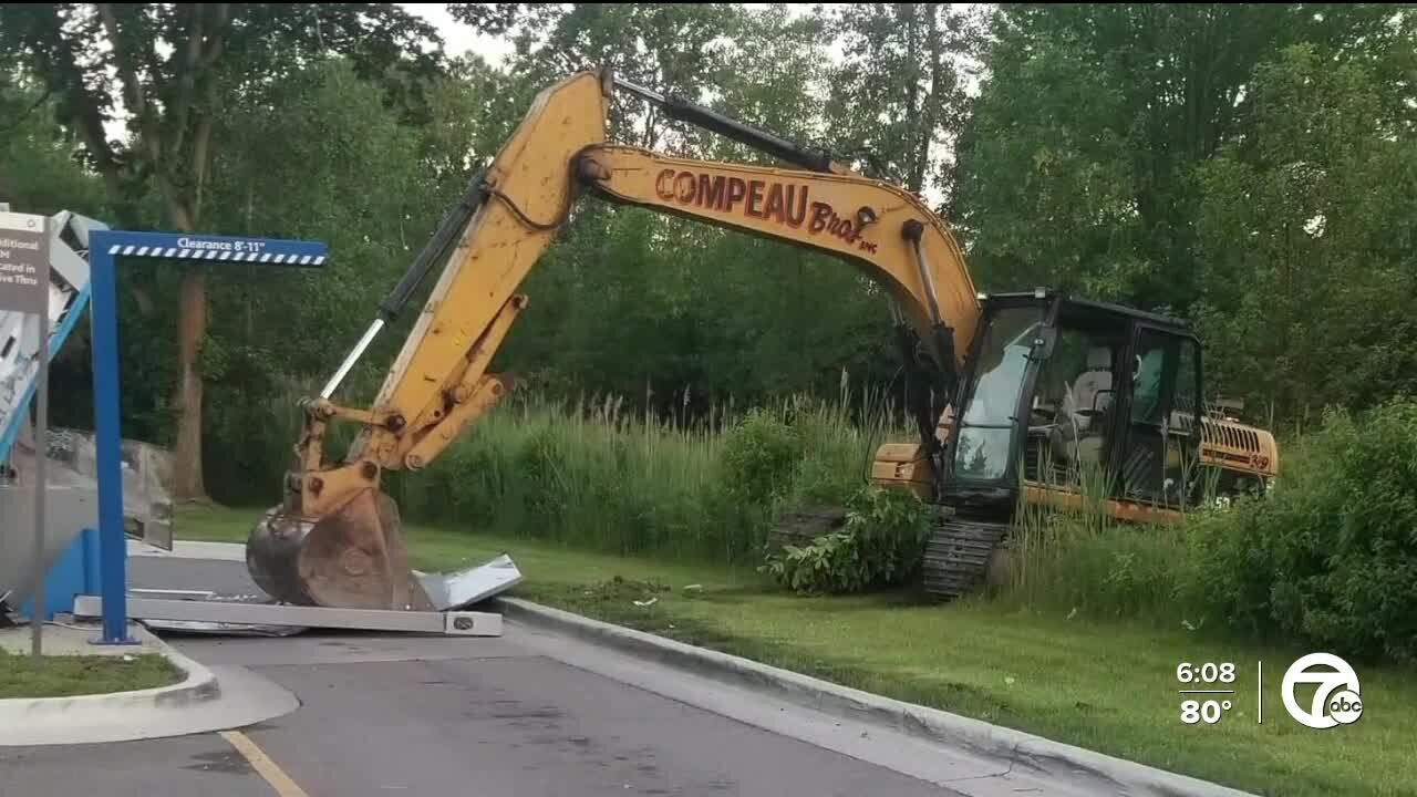 Excavator used in attempted ATM theft