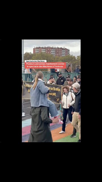 TOULOUSE : Manifestation contre le spectacle des Machines