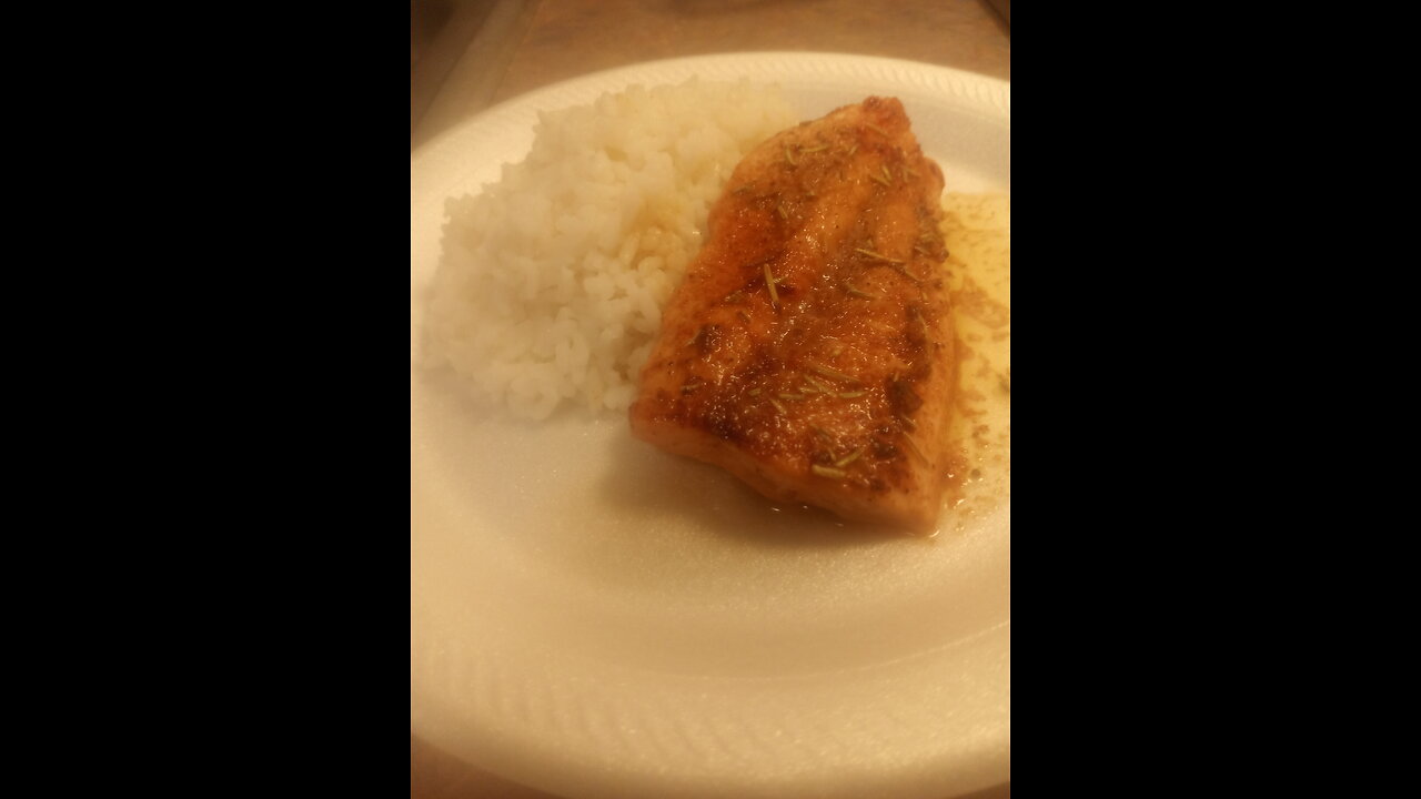 Garlic rosemary butter salmon with white rice 🧿✊🏿