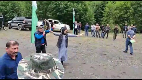 Чеченцы Красиво танцуют в Горах Чечни 2022 Лезгинка ловзар