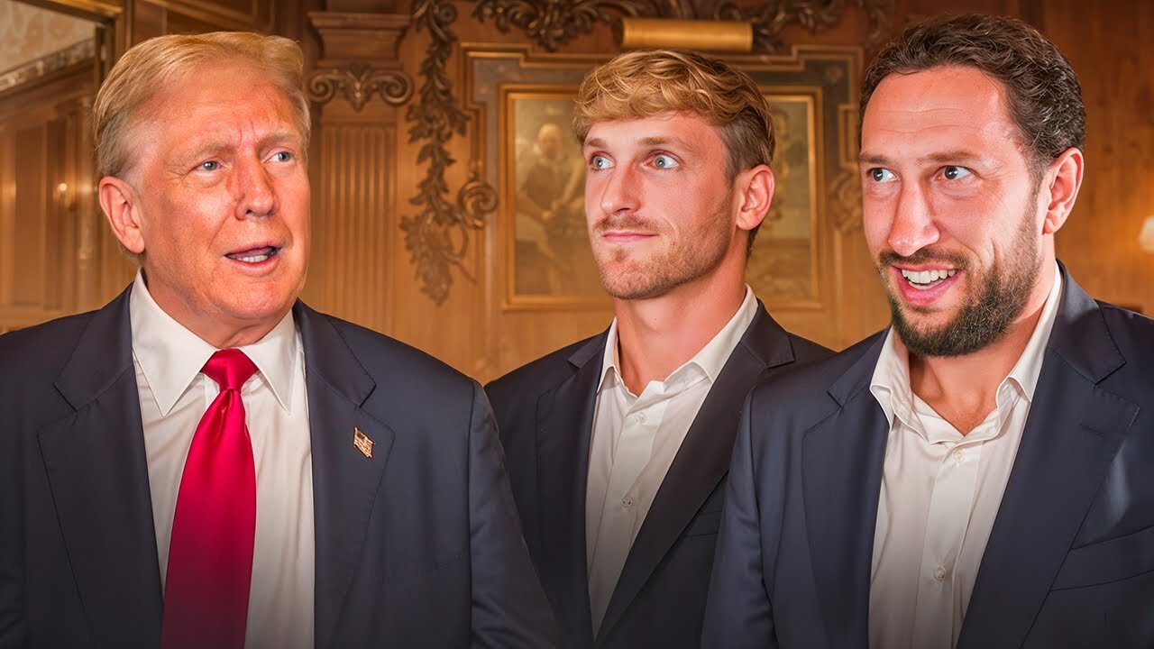 We Met President Trump At His $250,000,000 House | The Night Shift