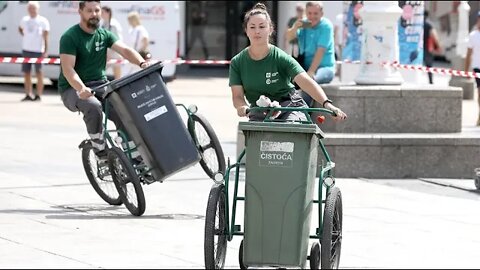 Utrka smetlara u sklopu uličnog festivala Cest is d'best