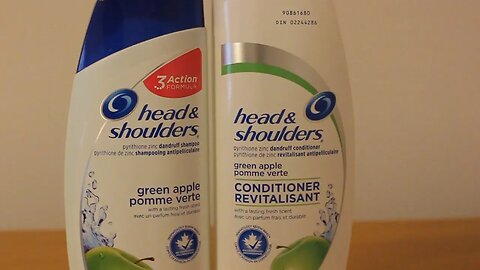 Head & shoulders, 3 action green apple shampoo and conditioner combo, completely random review