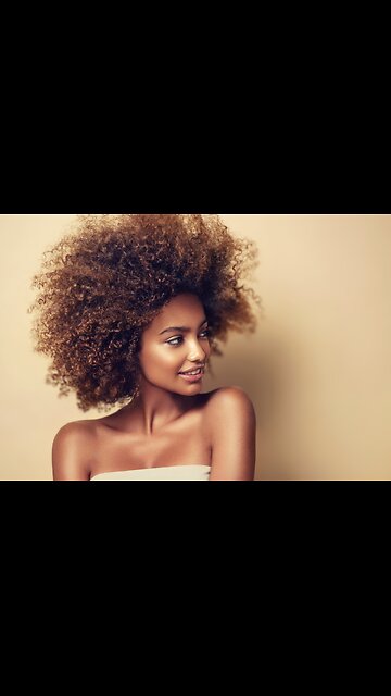 10 Natural Solutions to Tame Frizzy Hair PROMO