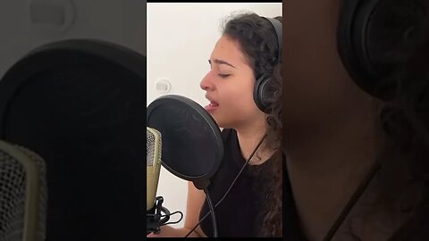 #shorts ""Volveras" (Gloria Estefan) Cover by Stefan Vale (feat. Estefania Silvera)