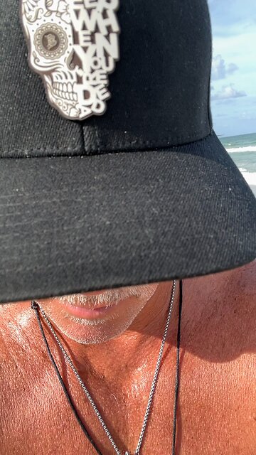 Find your peace! 🌴❤️😎 #promptings #sendoutcards #islandvibe