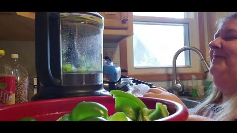 Chopping peppers in my kitchen aid oh my is it fast #everybitcountschallenge