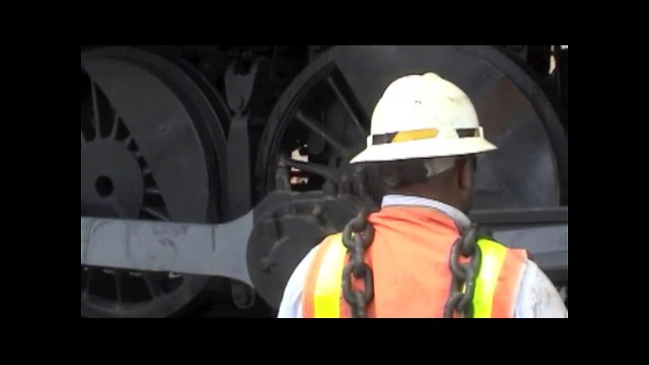 Can Steam Locomotive 5000 be moved down 100-year-old brick streets without damaging either one?