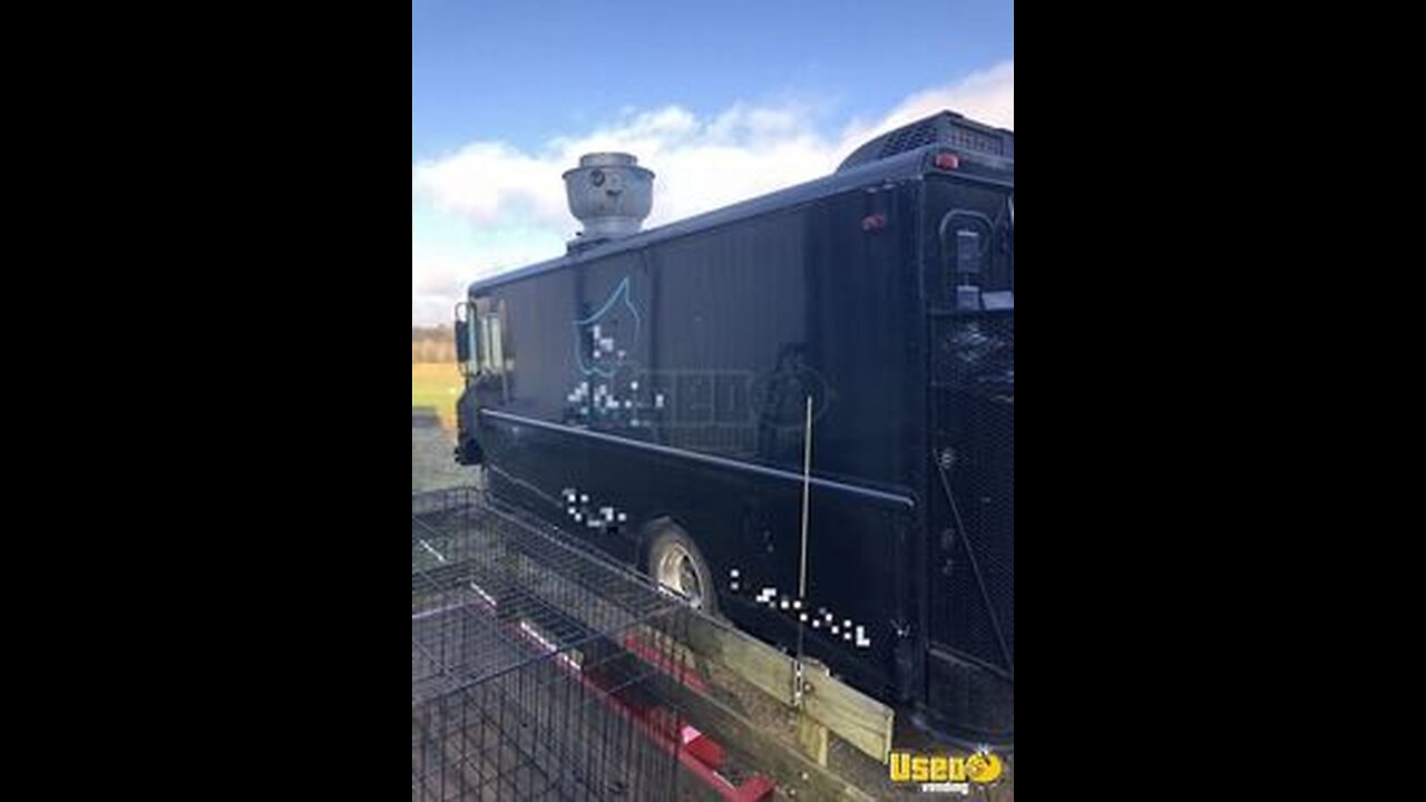 Used Chevrolet P30 Kitchen Food Truck with Pro-Fire System for Sale in South Carolina