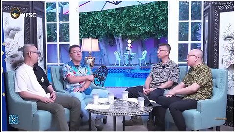 中共在"解放"之后，通过不停地掠夺，在很短时间内把钱和资产聚拢在自己手里，把老百姓变成无产阶级，把自己变成有产阶级。