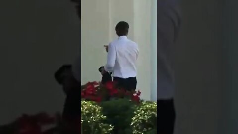 Gavin Newsom visits the White House during Biden's absence
